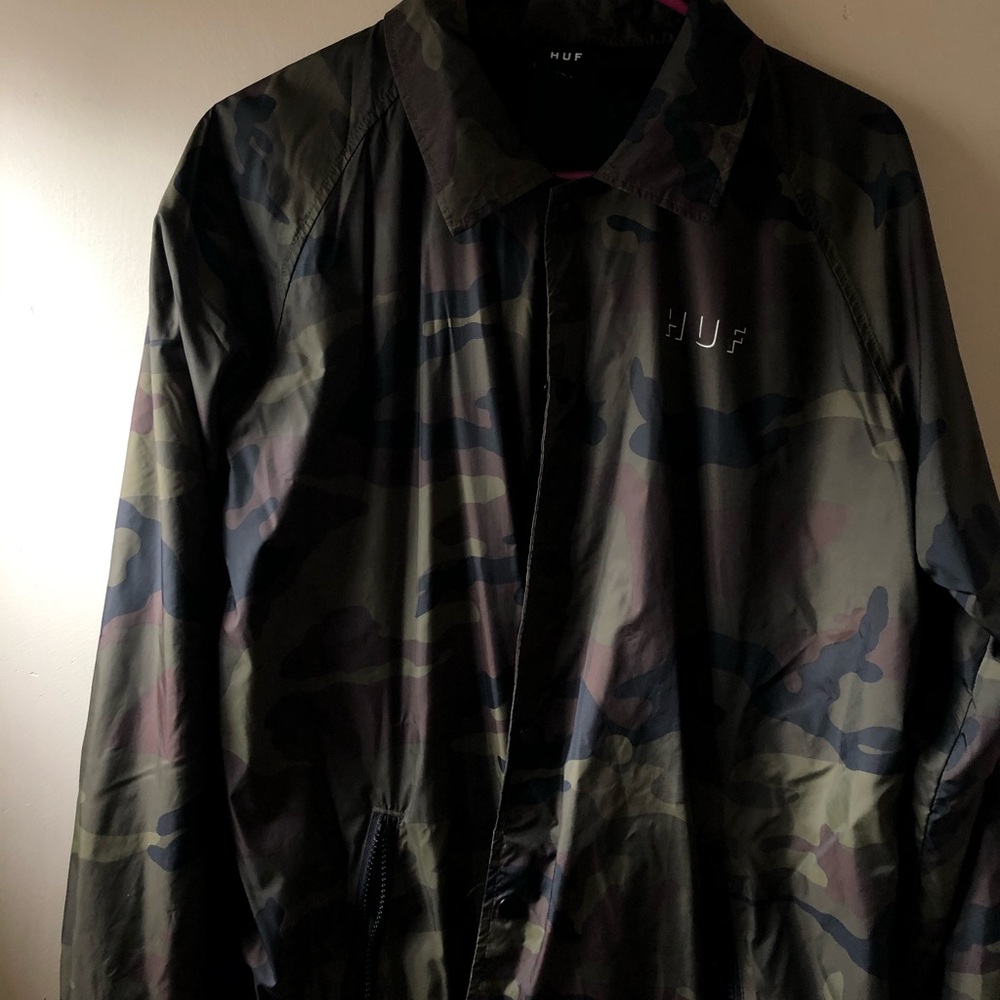 Huf camouflage windbreaker large
